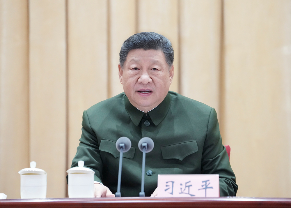 ??4月8日上午，全軍高級干部培訓(xùn)班在國防大學(xué)開班。中共中央總書記、國家主席、中央軍委主席習(xí)近平出席開班式并發(fā)表重要講話。